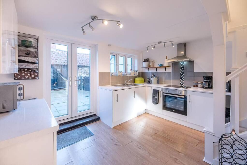 Button Cottage, Wickham Market エクステリア 写真